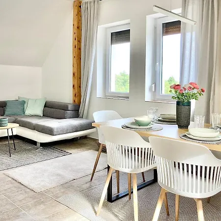 Ferienhaus Egy Preshaz Tagas Tetotere Meses Kilatassal Hegymagas