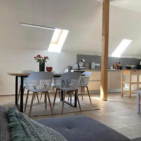 Ferienhaus Egy Preshaz Tagas Tetotere Meses Kilatassal